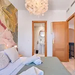 Old Town Penthouse - By Welcomely Appartamento *