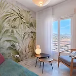 Old Town Penthouse - By Welcomely