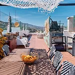 Old Town Penthouse - By Welcomely Appartamento