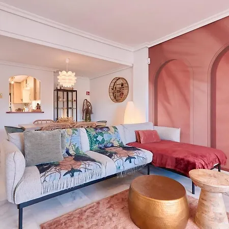 Old Town Penthouse - By Welcomely 公寓