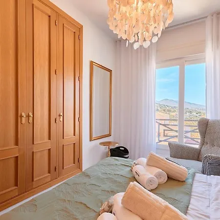 Old Town Penthouse - By Welcomely Lejlighed